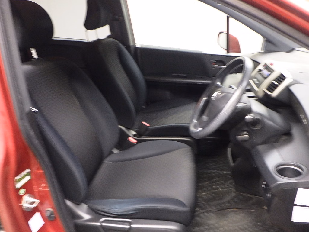 HONDA FREED SPIKE