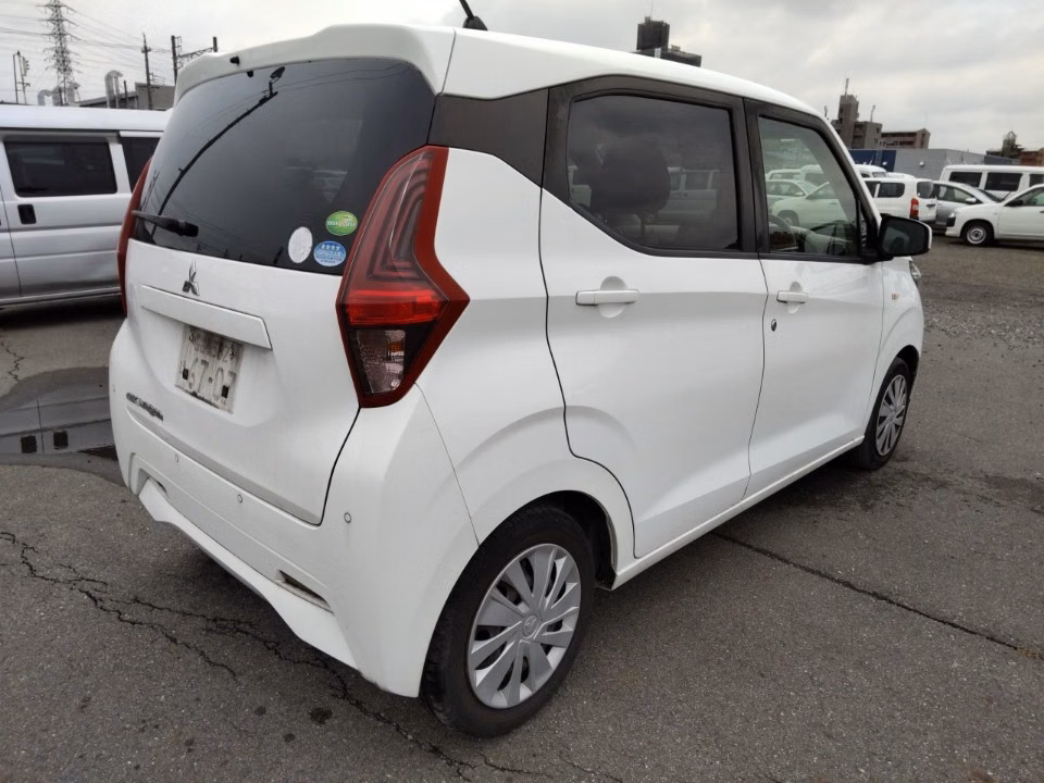 MITSUBISHI EK WAGON