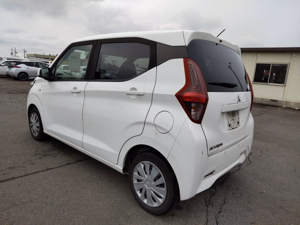 MITSUBISHI EK WAGON