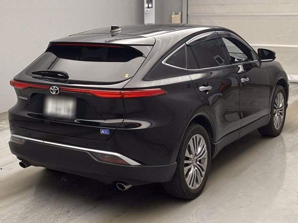 TOYOTA HARRIER