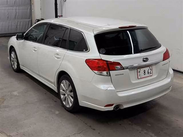 SUBARU LEGACY