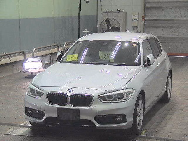 BMW 1-SERIES