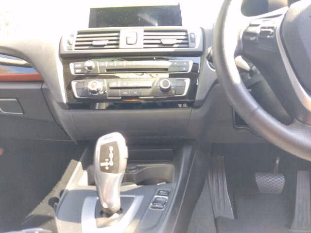 BMW 1-SERIES