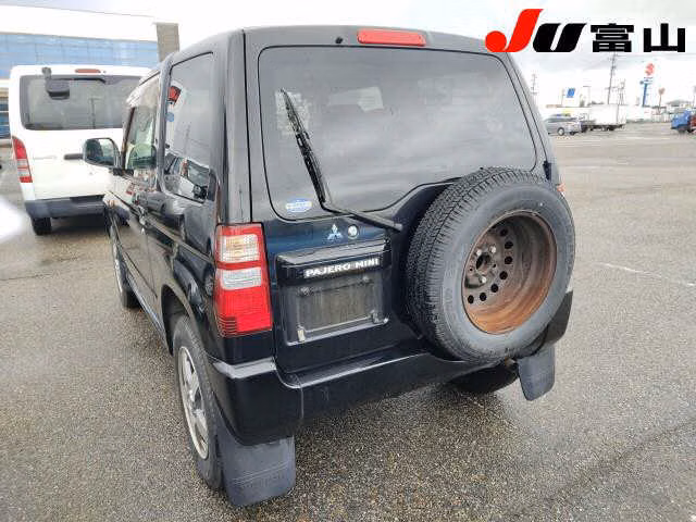 MITSUBISHI PAJERO MINI