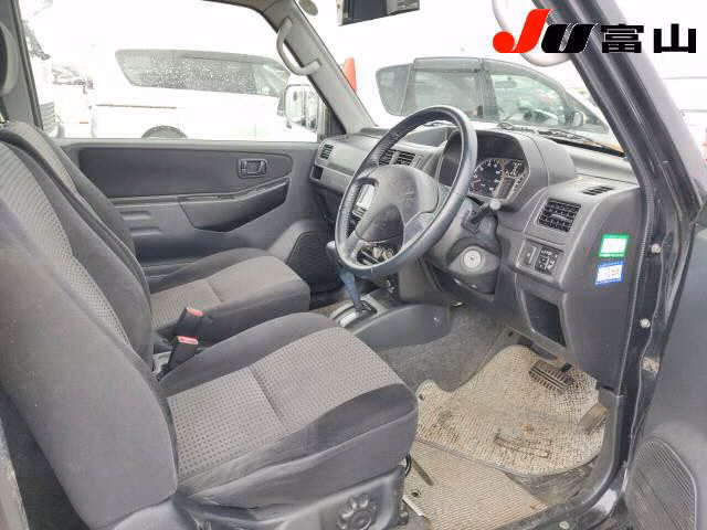 MITSUBISHI PAJERO MINI