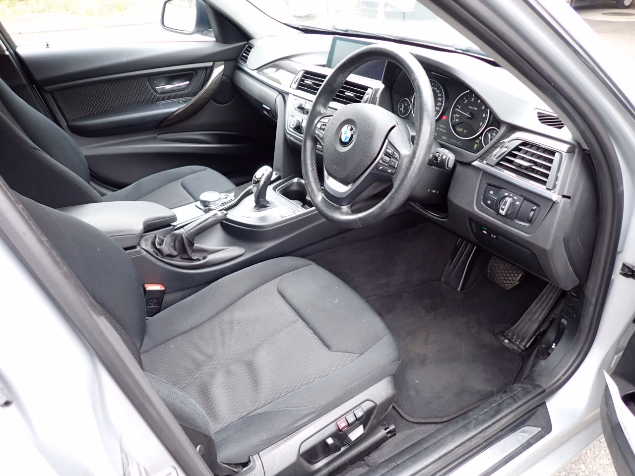 BMW 3-SERIES