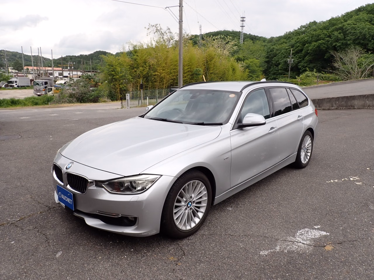 BMW 3-SERIES