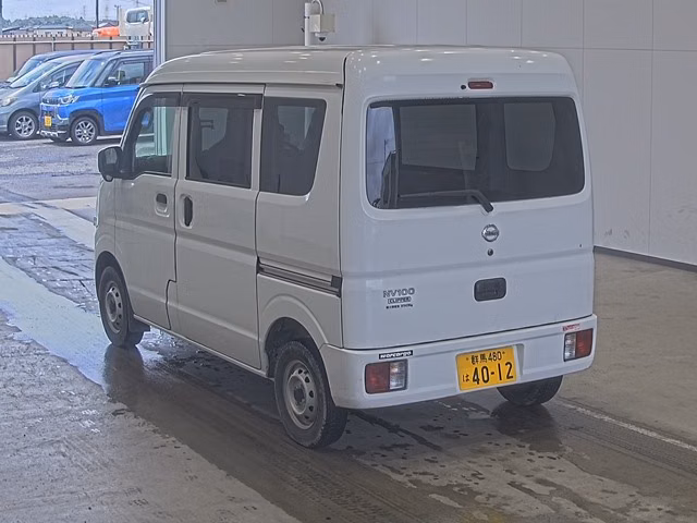 NISSAN NV100 CLIPPER