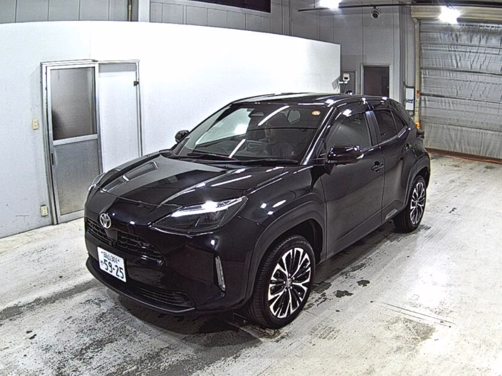 TOYOTA YARIS CROSS