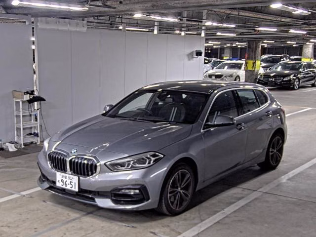 BMW 1-SERIES