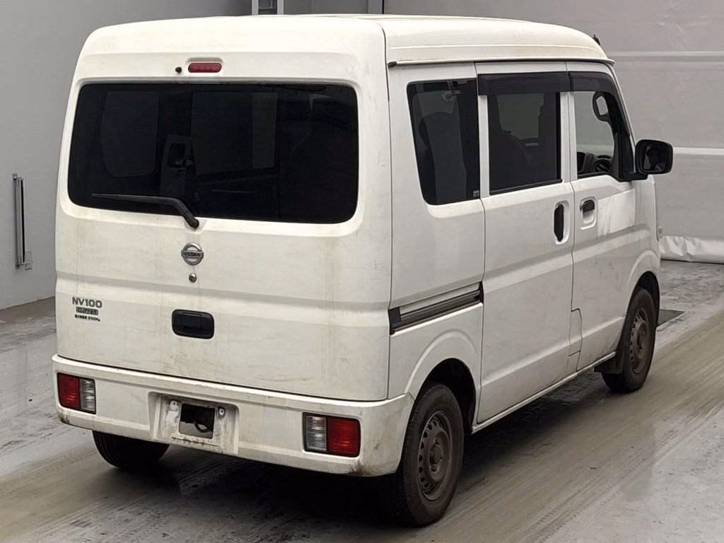 NISSAN NV100 CLIPPER