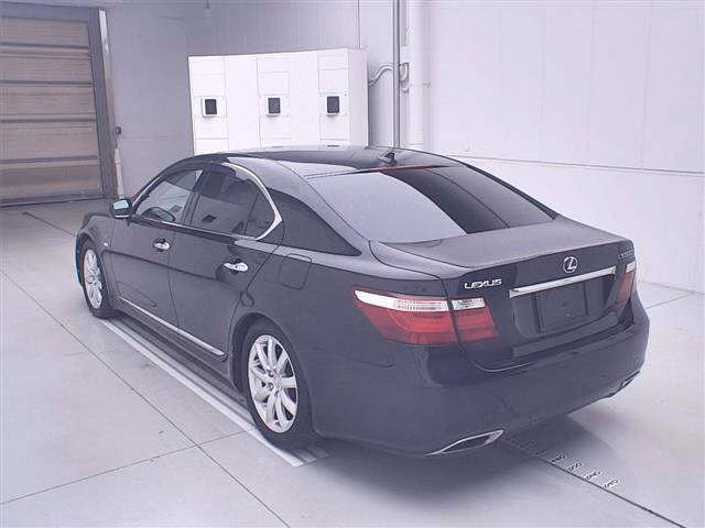 LEXUS LS460