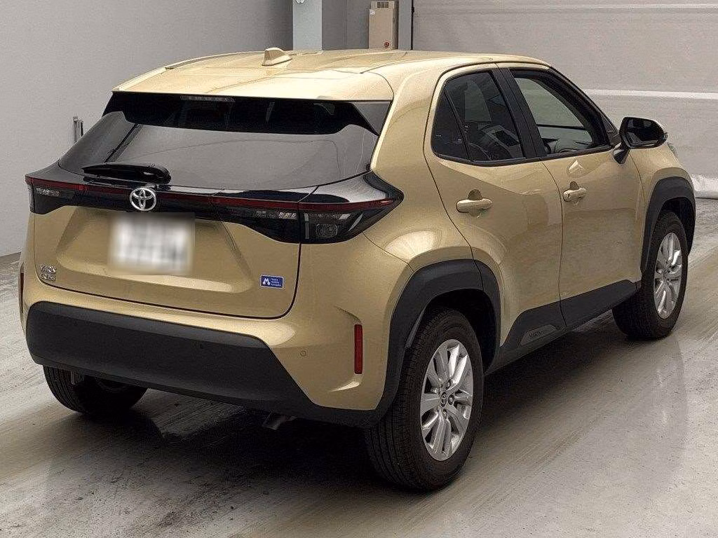 TOYOTA YARIS CROSS