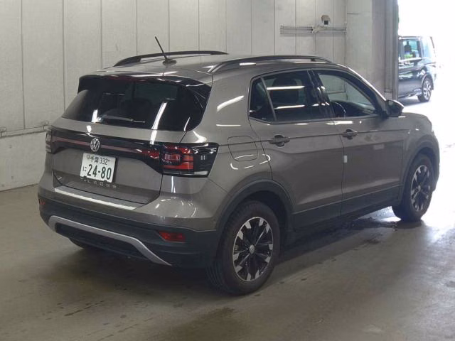 VOLKSWAGEN T-CROSS