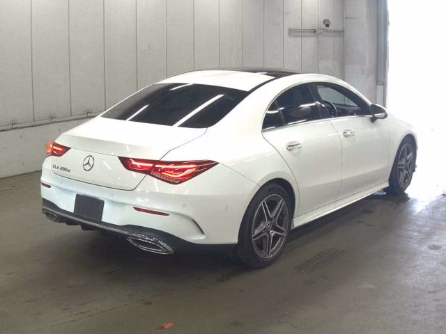 MERCEDES-BENZ CLA-CLASS
