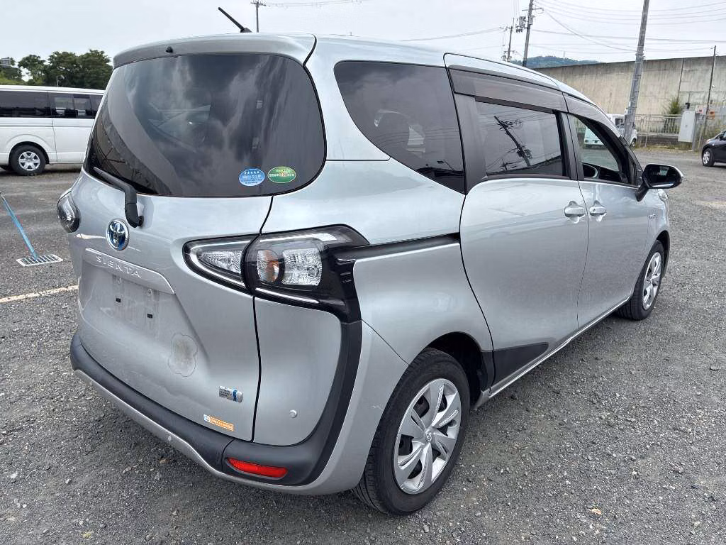 TOYOTA SIENTA