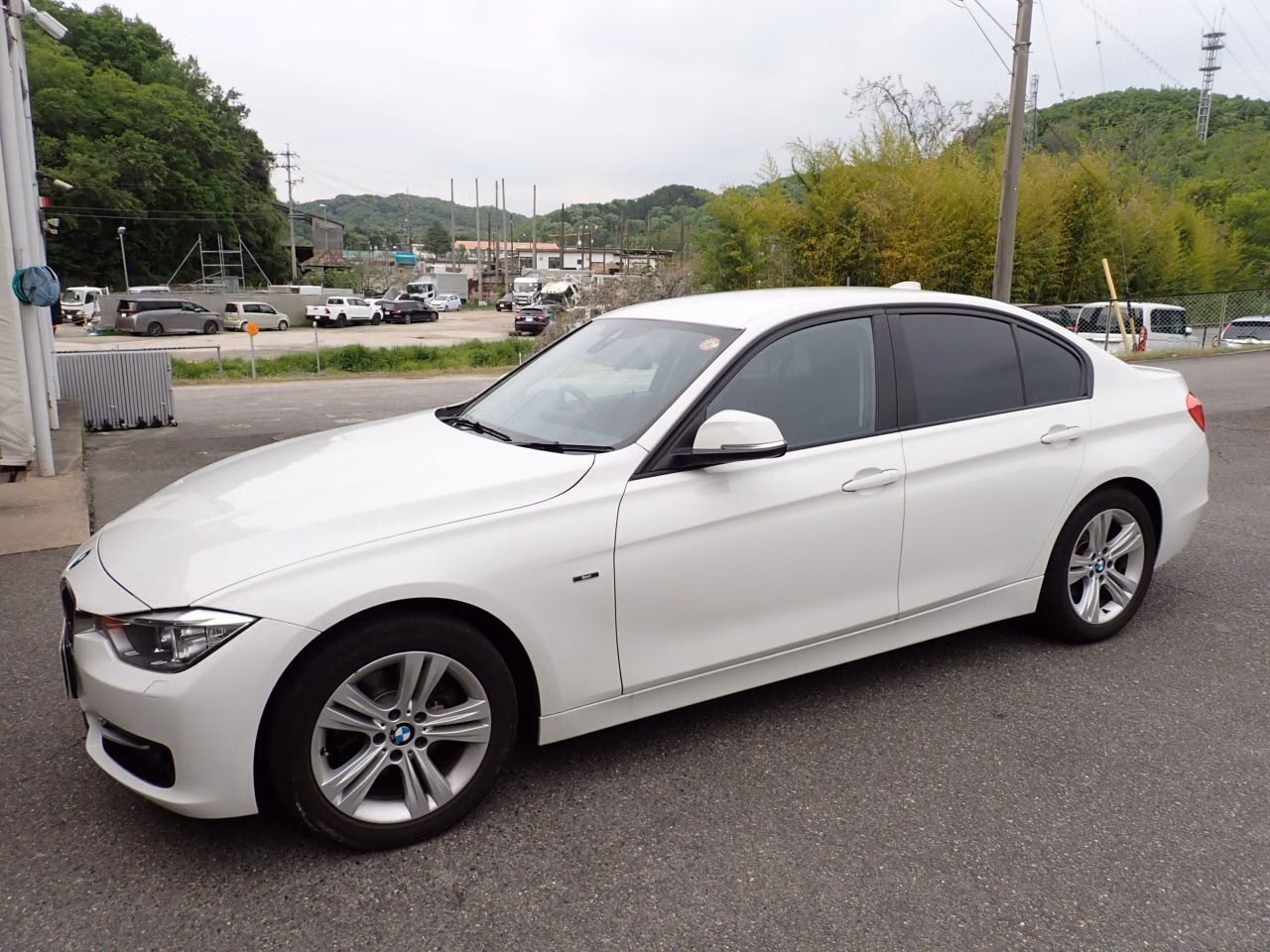BMW 3-SERIES