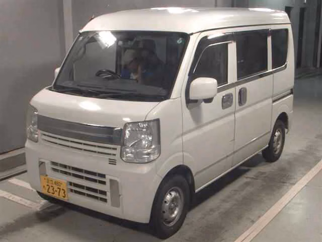 NISSAN NV100 CLIPPER