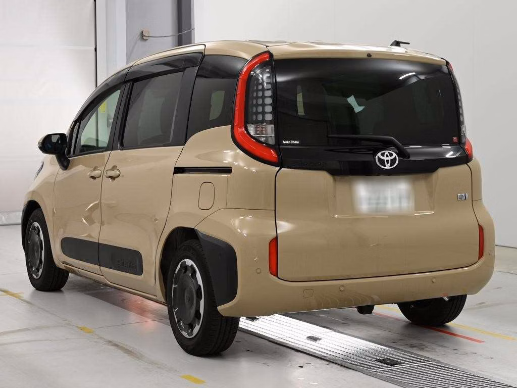 TOYOTA SIENTA