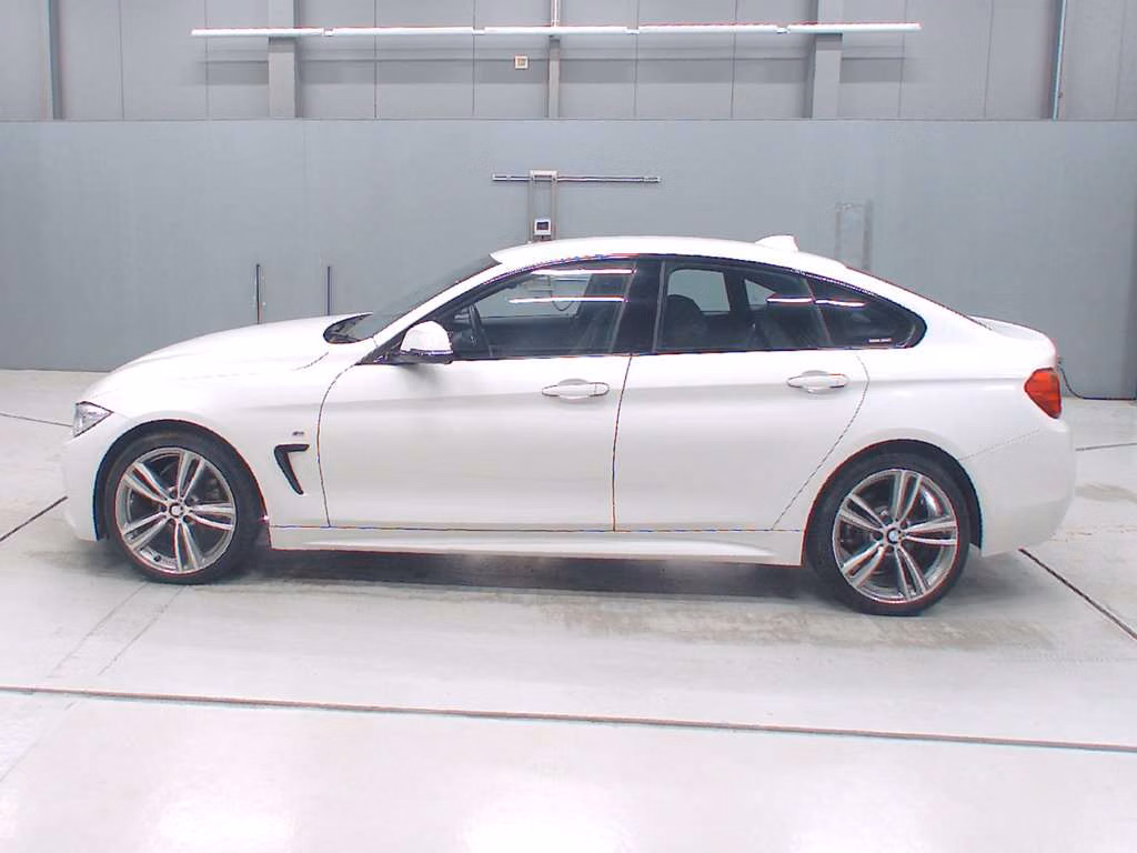 BMW 4-SERIES