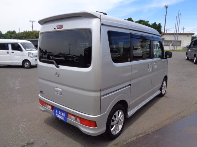 NISSAN NV100 CLIPPER