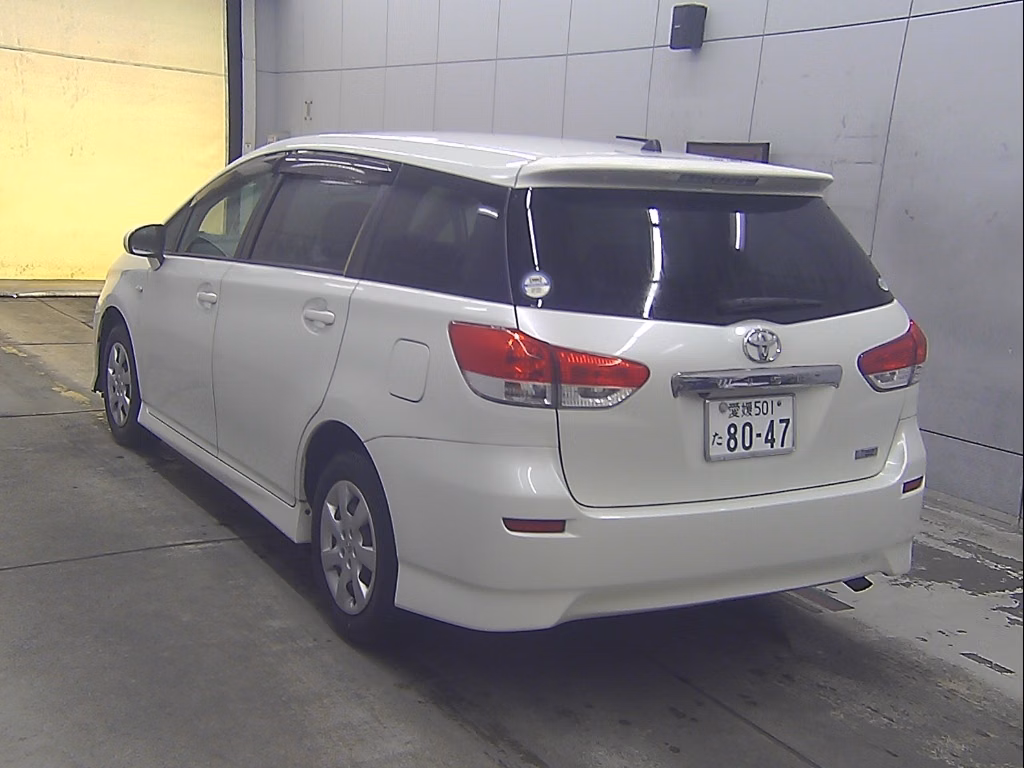 TOYOTA WISH