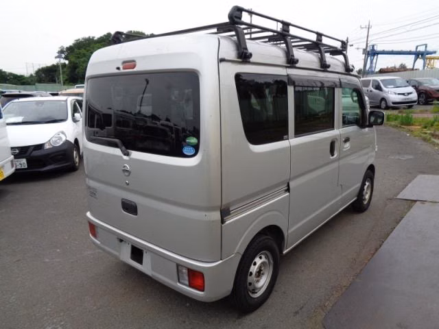 NISSAN NV100 CLIPPER