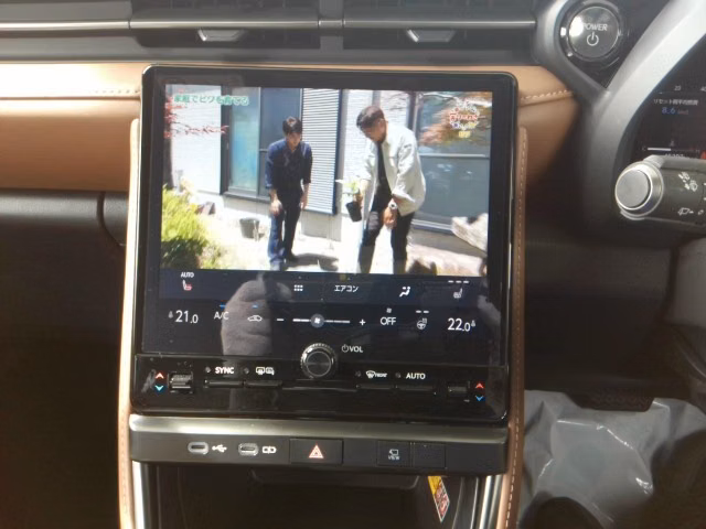 LEXUS LBX