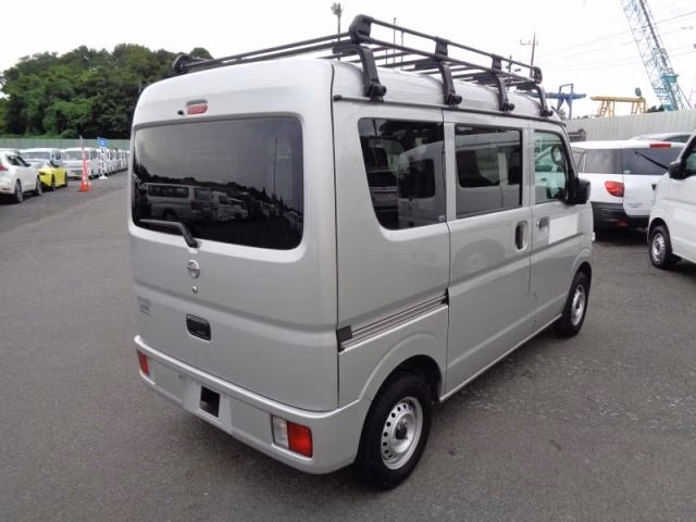 NISSAN NV100 CLIPPER