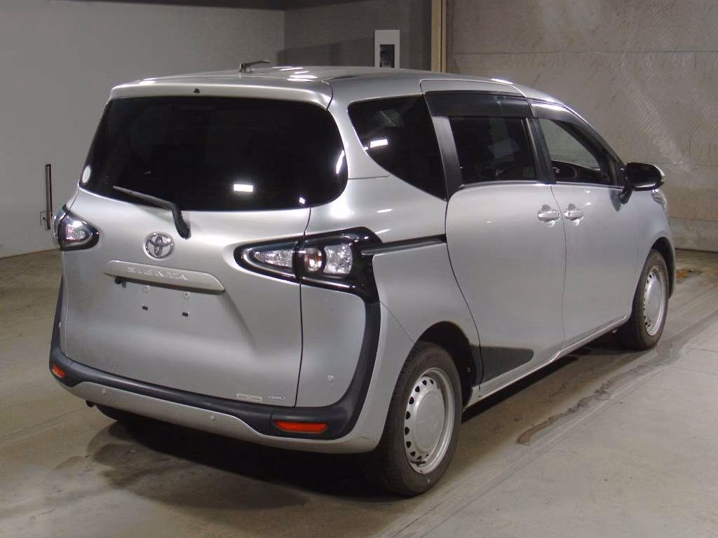 TOYOTA SIENTA