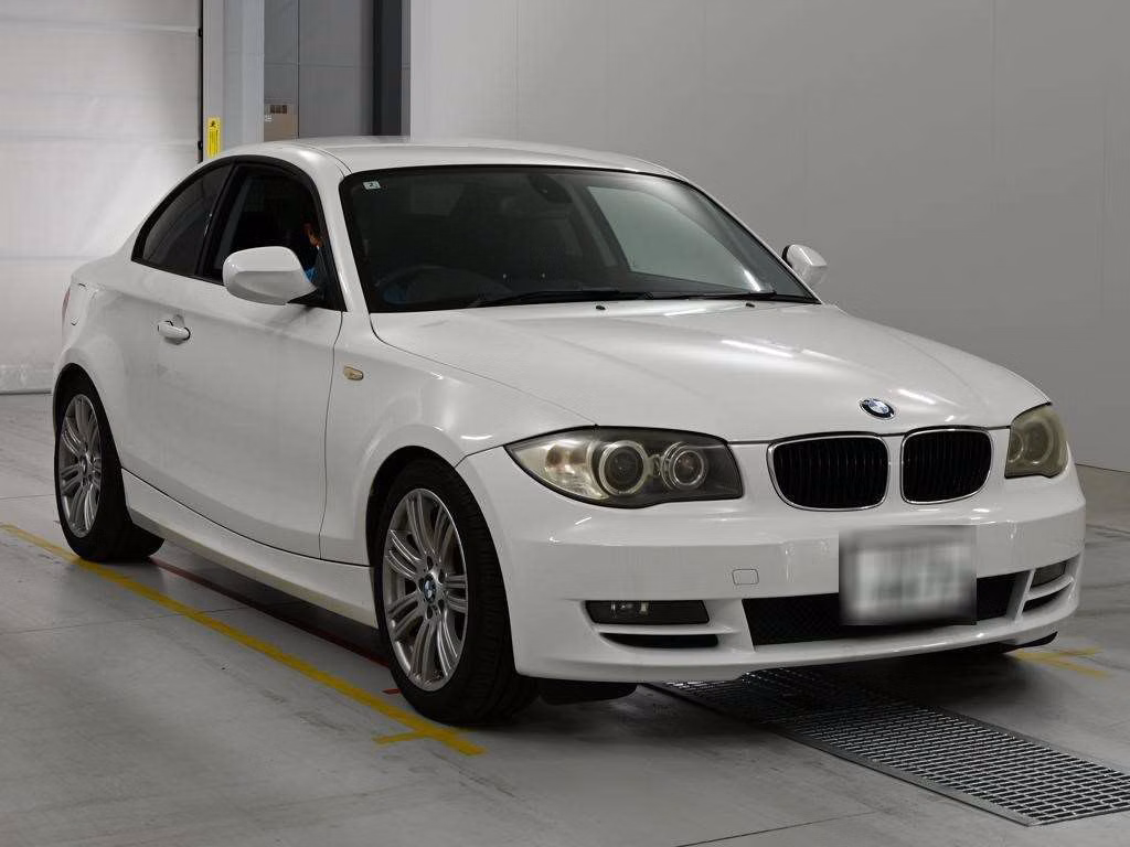 BMW 1-SERIES