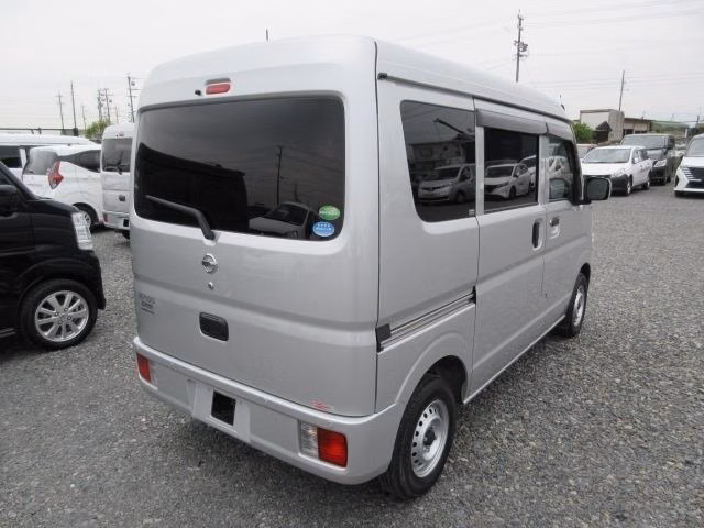 NISSAN NV100 CLIPPER