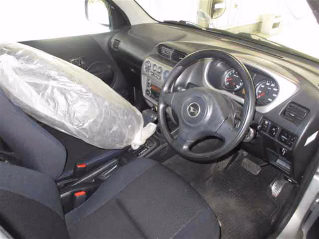 DAIHATSU TERIOS KID