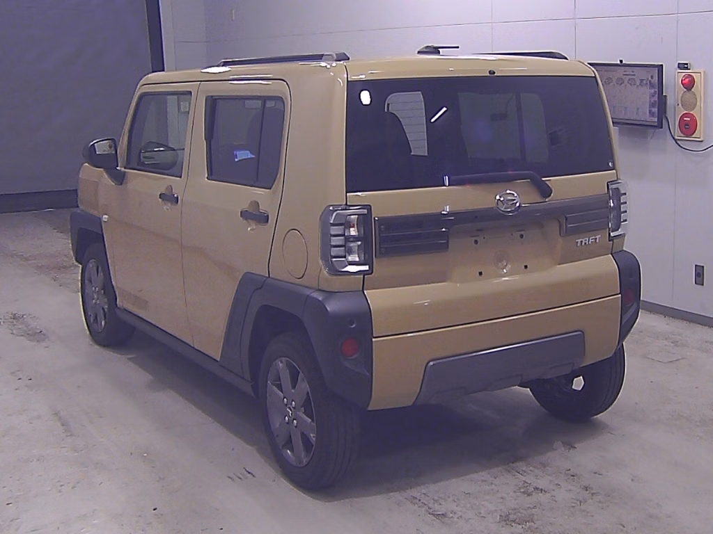 DAIHATSU TAFT