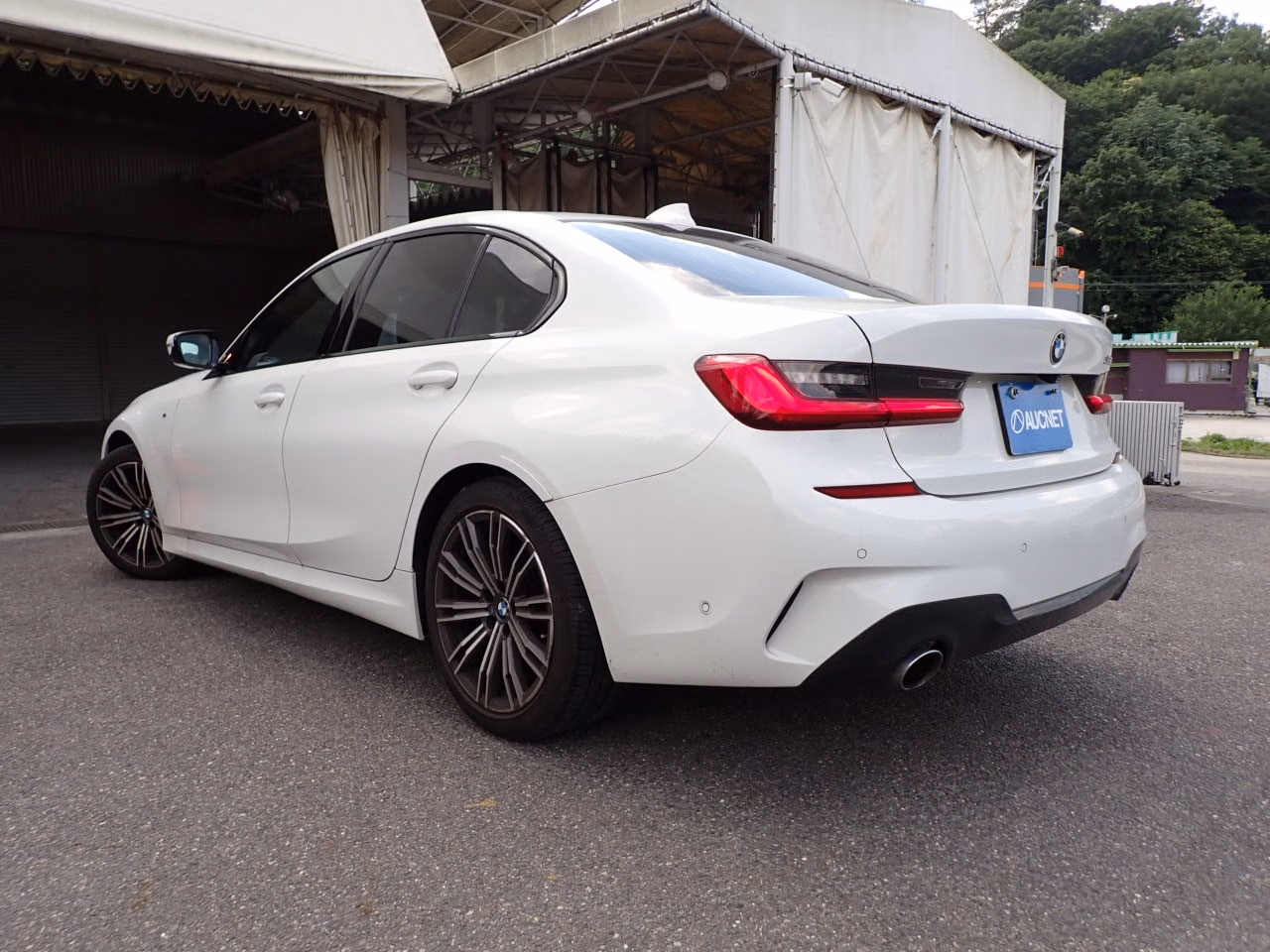 BMW 3-SERIES