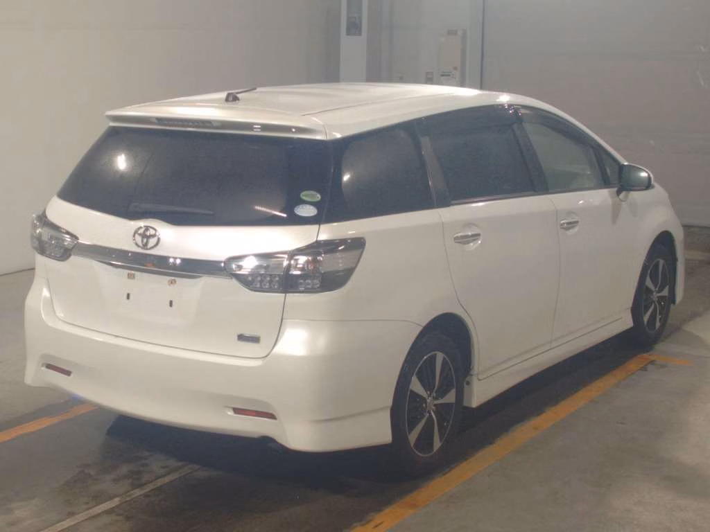 TOYOTA WISH