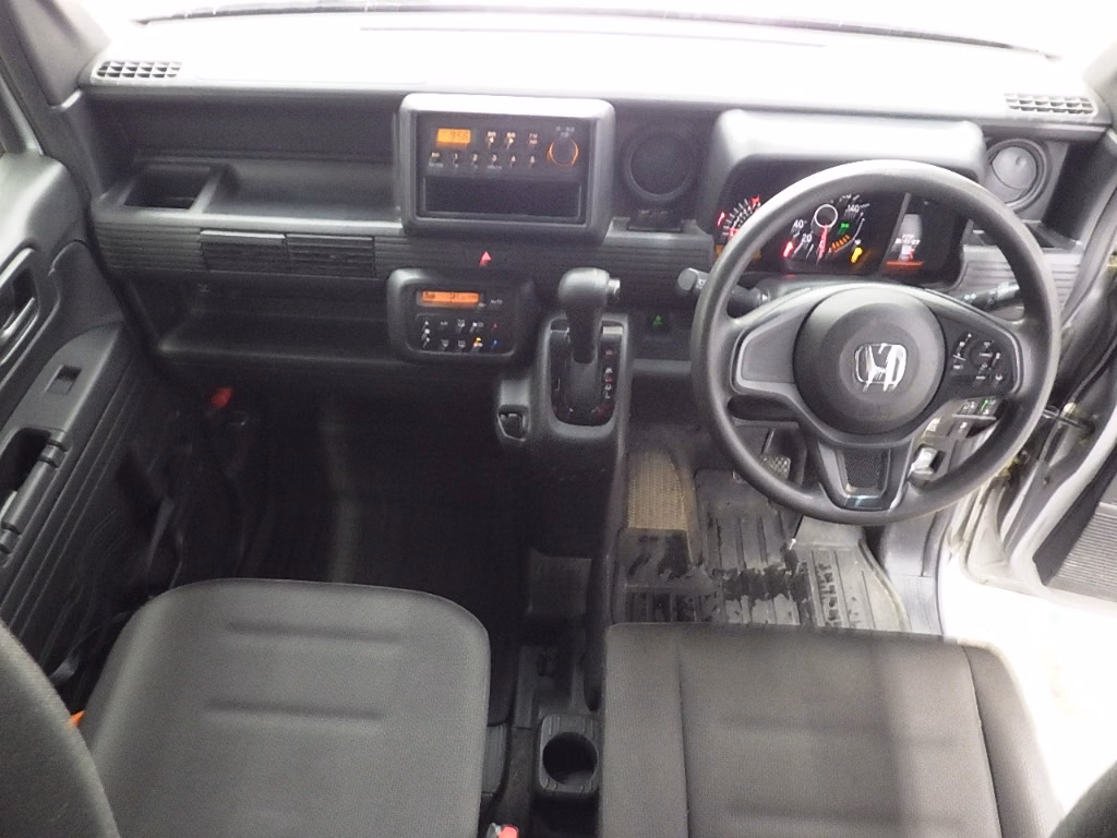 HONDA N-VAN