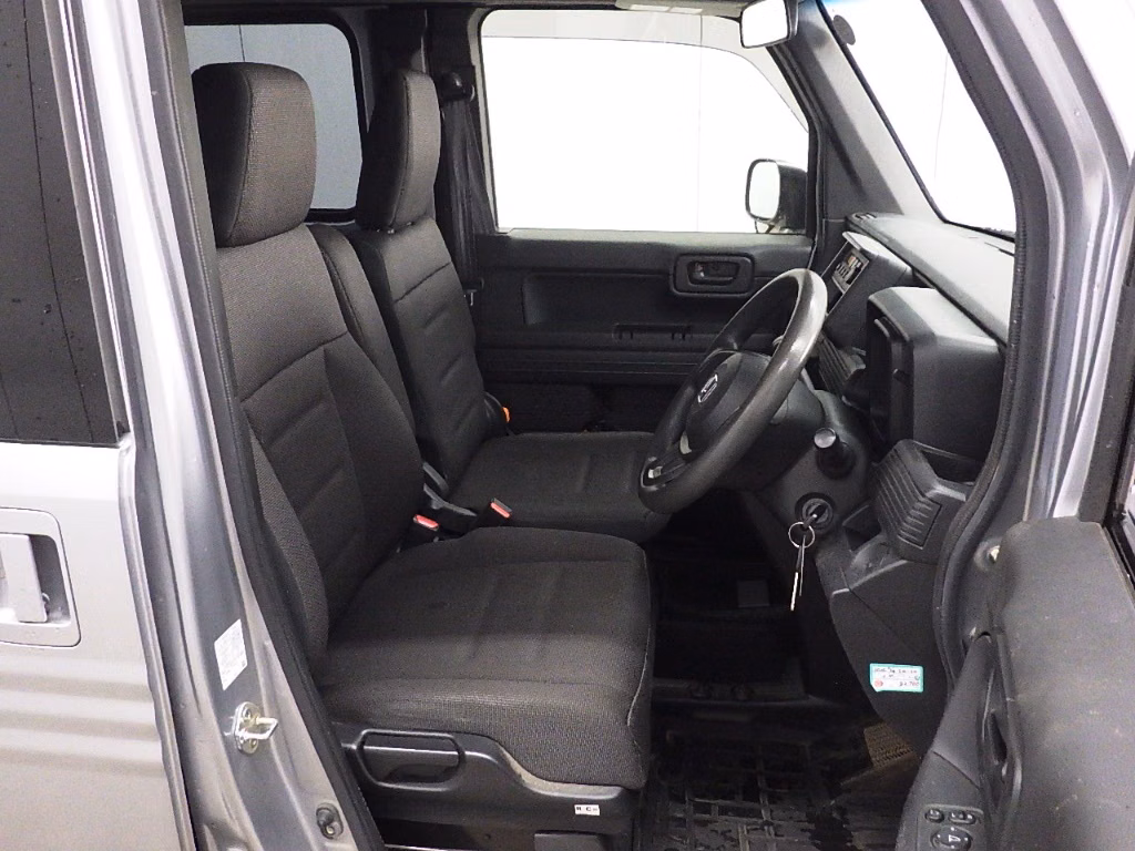 HONDA N-VAN