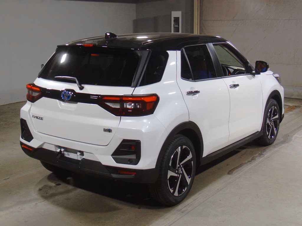 TOYOTA RAIZE