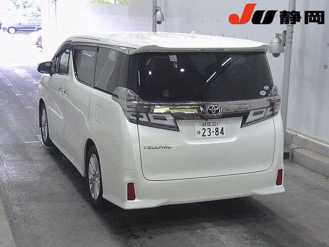 TOYOTA VELLFIRE