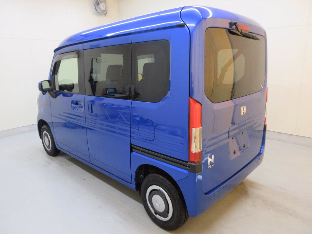 HONDA N-VAN