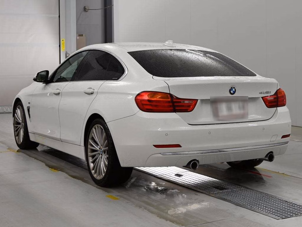 BMW 4-SERIES