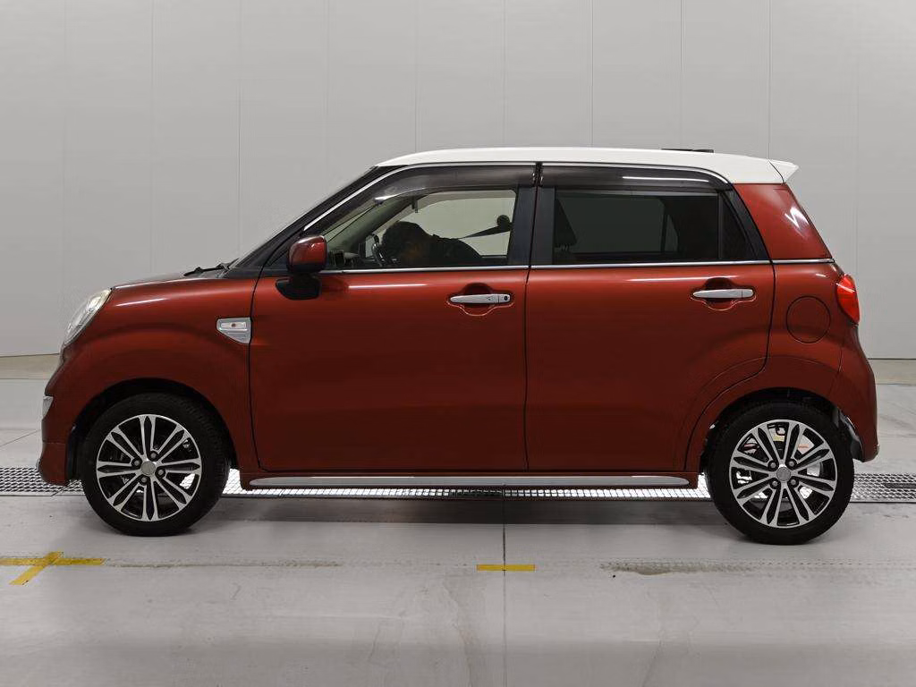 DAIHATSU CAST