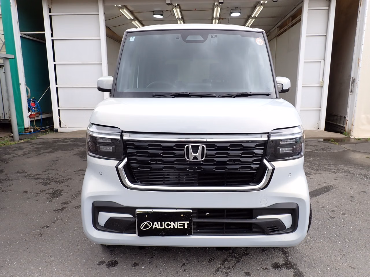 HONDA N-BOX