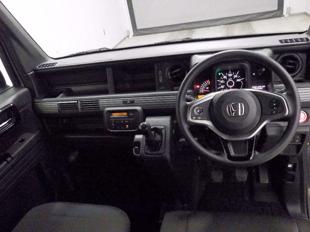 HONDA N-VAN