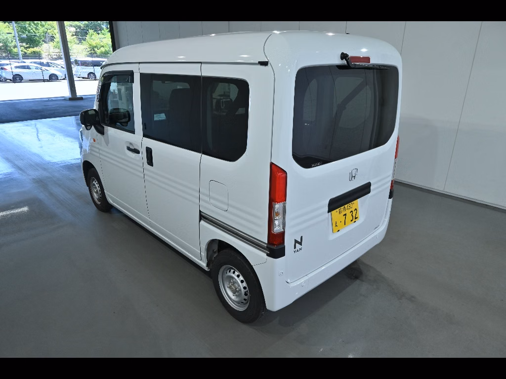 HONDA N-VAN