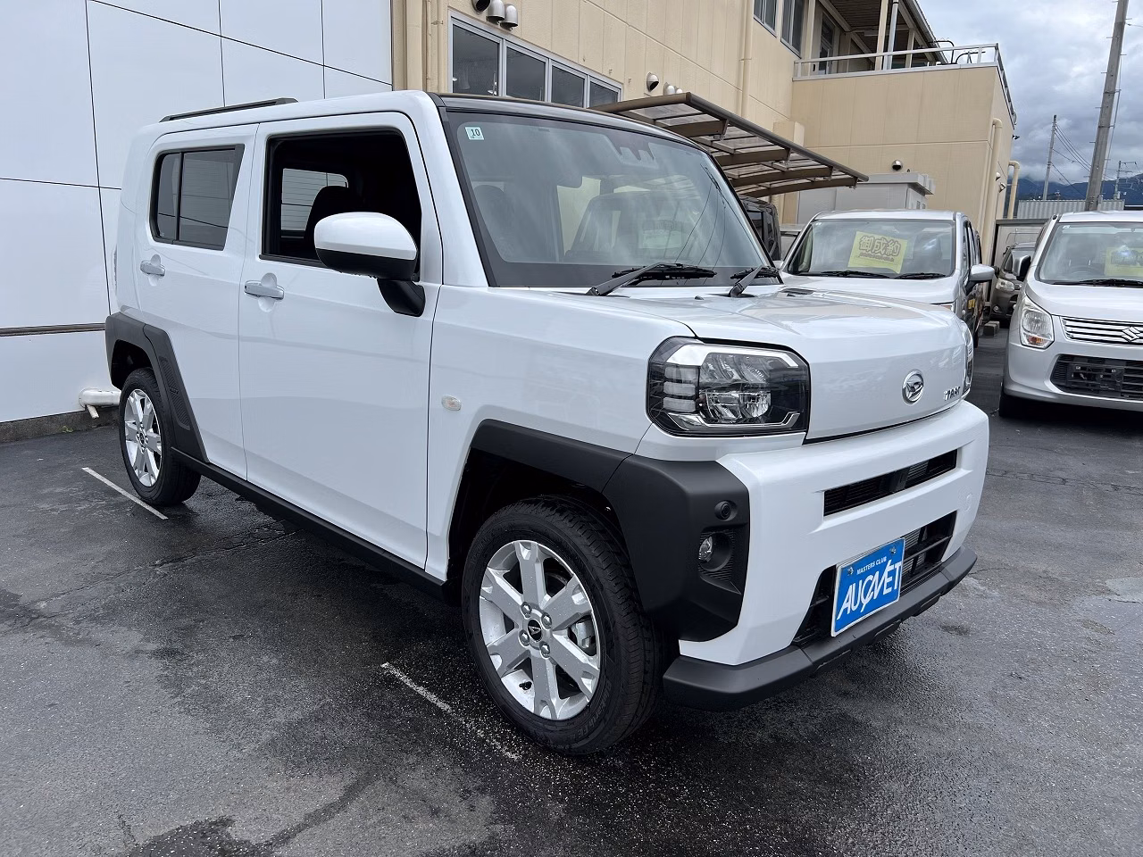 DAIHATSU TAFT