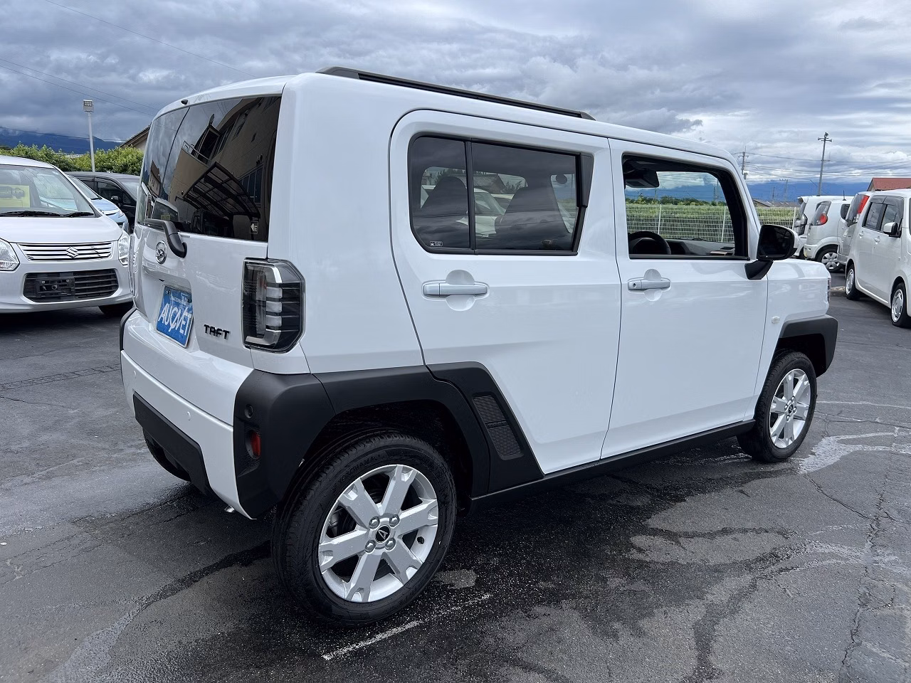DAIHATSU TAFT