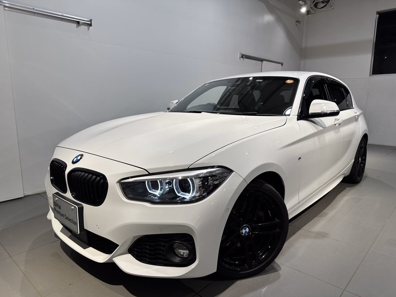 BMW 1-SERIES