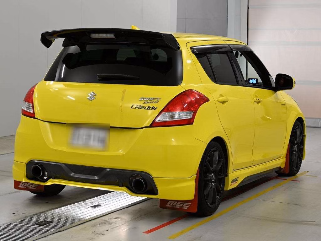 SUZUKI SWIFT